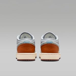 ◆正規品◆NIKE AIR JORDAN 1 LOW SE(W)◆関税/送料込◆男女共用 NIKE】Air Jordan 1 Low SE（スニーカー）｜NIKE（ナイキ